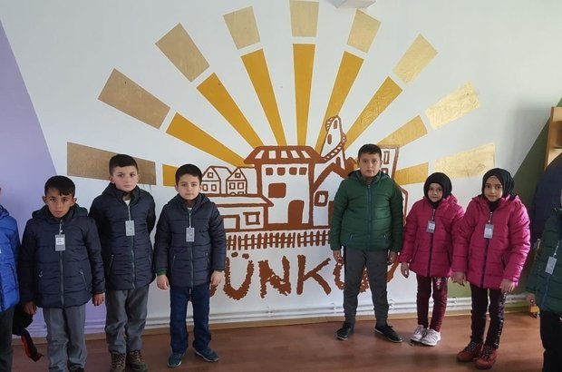 Bilkent �niversitesi �?rencilerinden �ay?r�z��ne k�t�phane