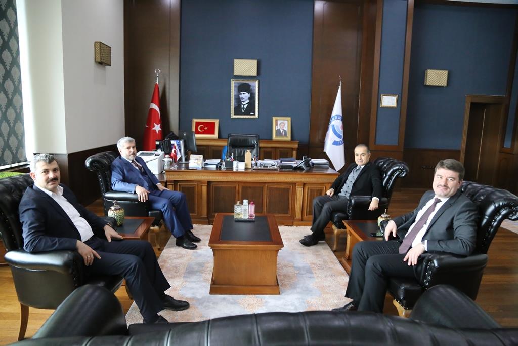AK Parti Heyeti Rekt�r ?ahin�i Ziyaret Etti
