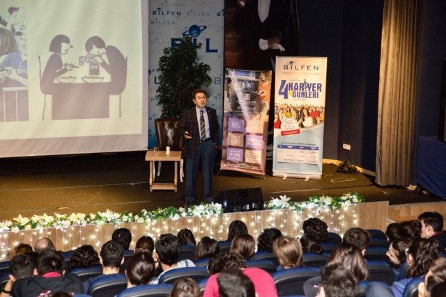 Rekt�r Sabuncuo?lu'ndan Kariyer Semineri