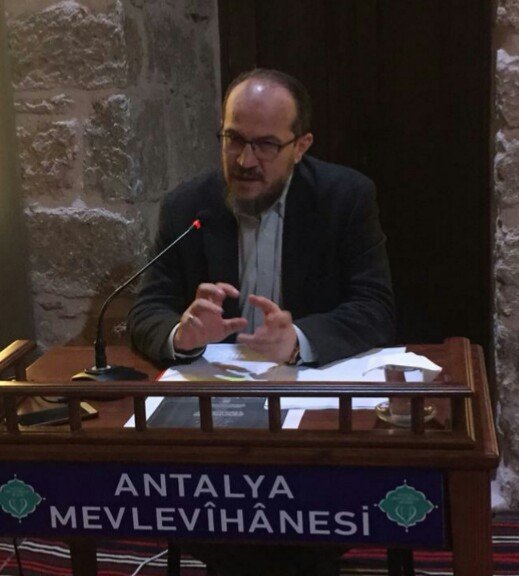 Hz. Mevl�n� Perspektifinden Din� Hayat ve Modern ?nsan?n Aray??lar?