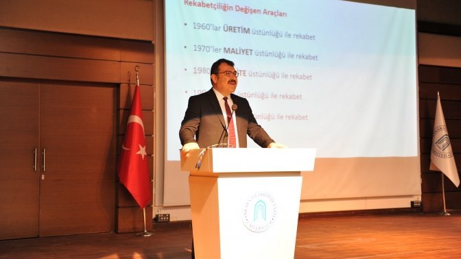 T�B?TAK Ba?kan? Prof. Dr.Hasan Mandal �d�l T�reninde