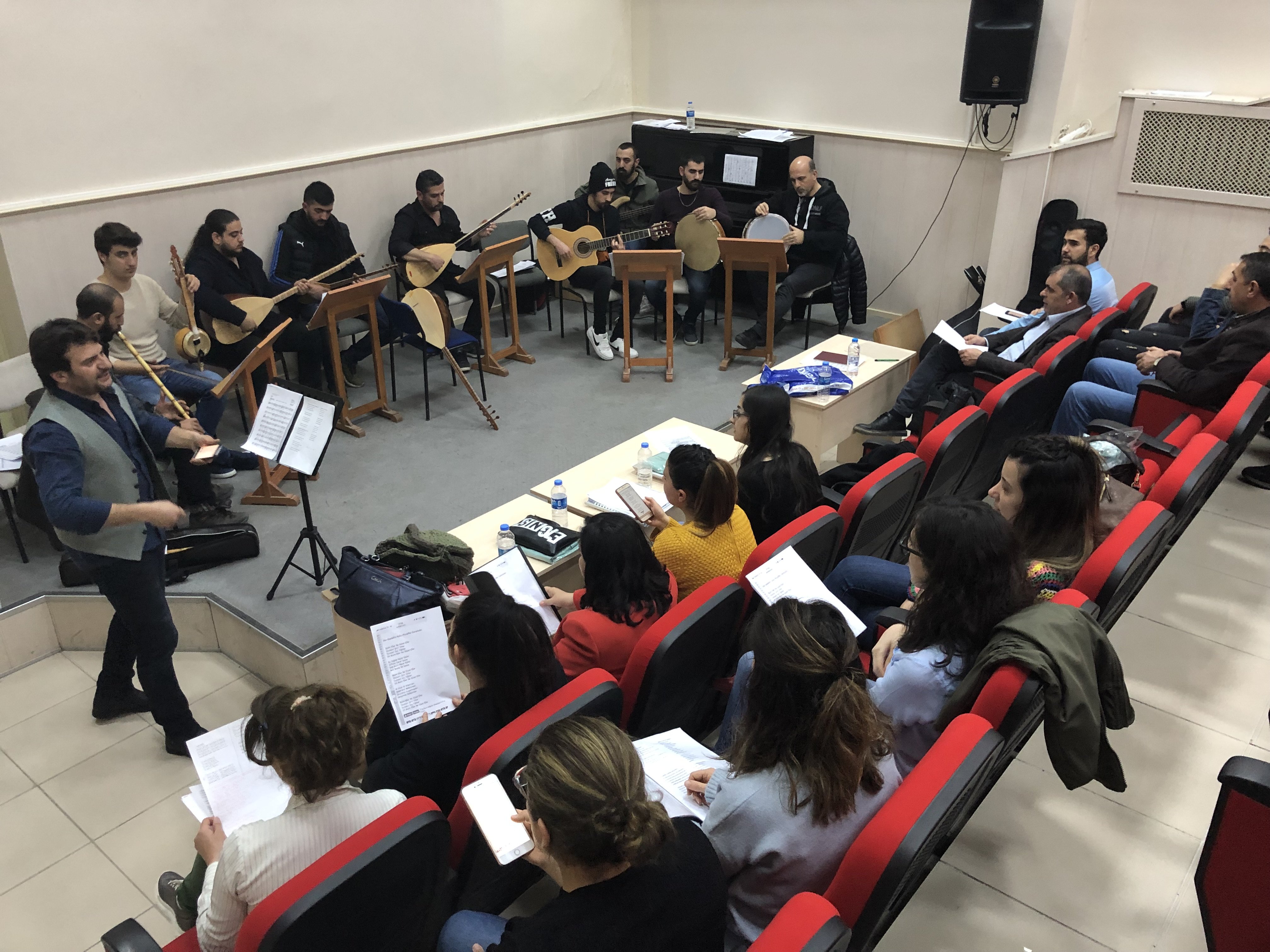 F?rat Üniversitesi Akademik ve ?dari Personelden Konser