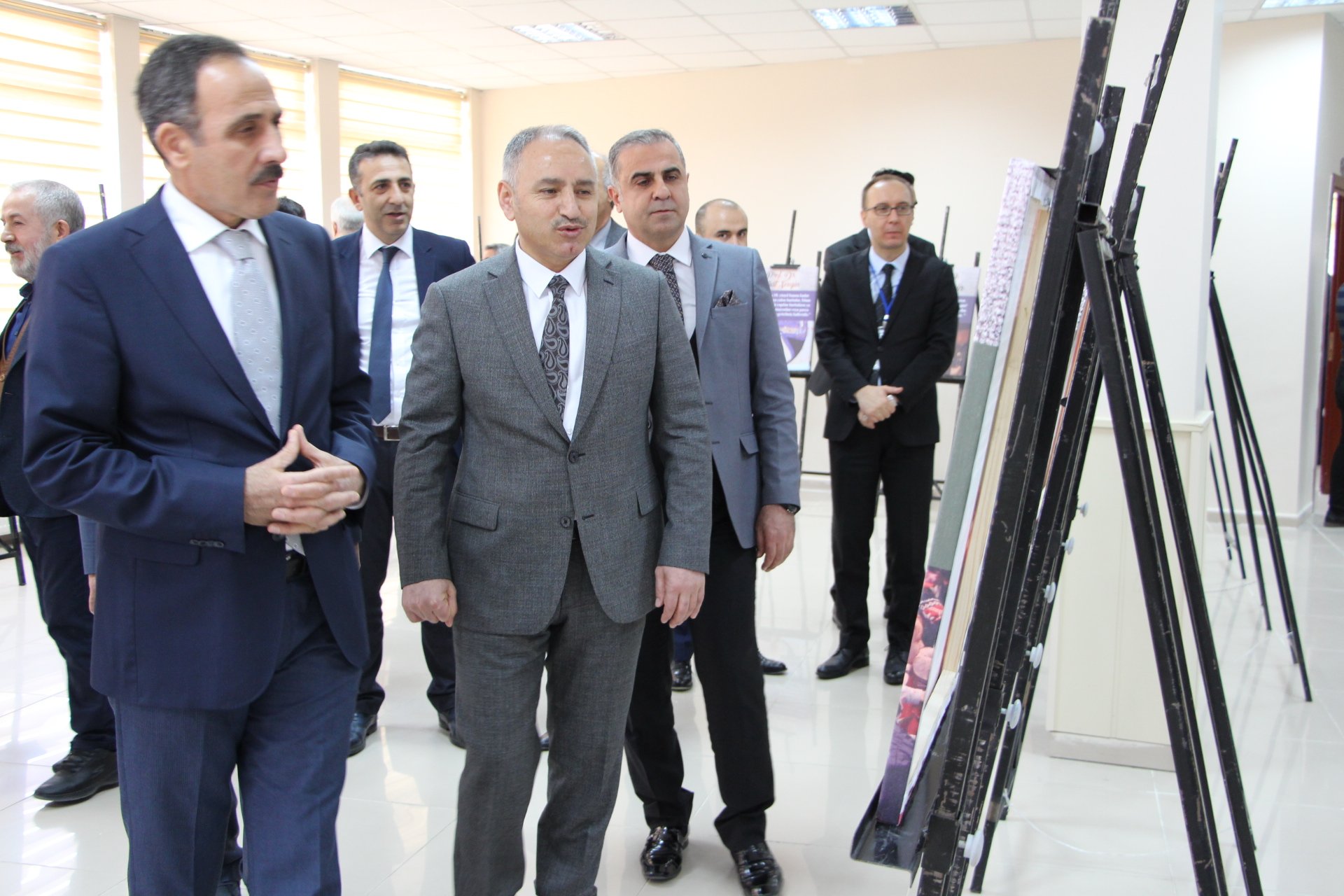 F?rat �niversitesi�nde Prof. Dr. Fuat Sezgin Y?l? Anma Sergisi� A�?ld?
