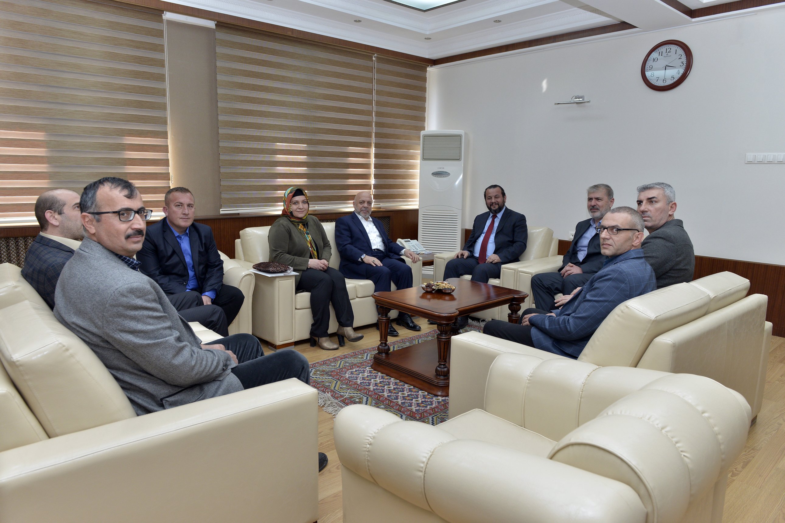 HAK-?? Genel Ba?kan?ndan Rektör Akgül'e Ziyaret