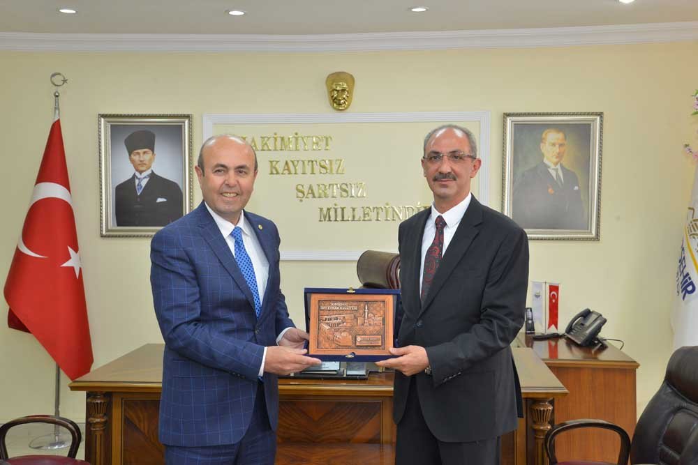 Rektör Karakaya'dan Belediye Ba?kan? Ekicio?lu’na Ziyaret
