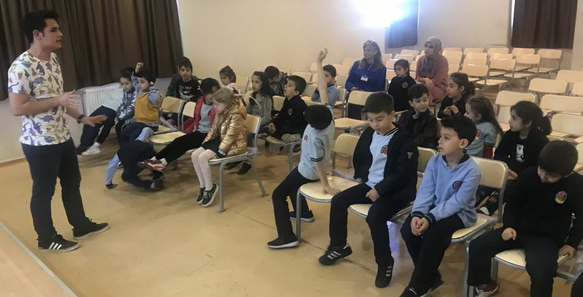 O?uzeli Meslek Y�ksekokulu �?rencilerinden T�ketici Haklar? Semineri