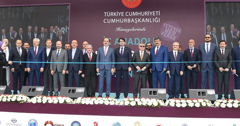 ?� Anadolu Kariyer Fuar? KTO Karatay�da ba?lad?