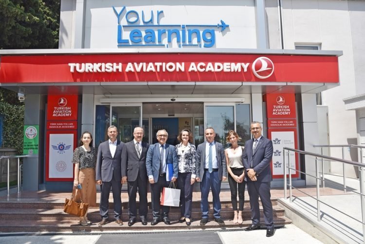Marmara Üniversitesi ve THY aras?nda e?itim i?birli?i yap?ld?