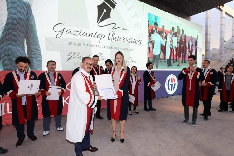 Ga�n'de Belge Takdim T�reni D�zenlendi