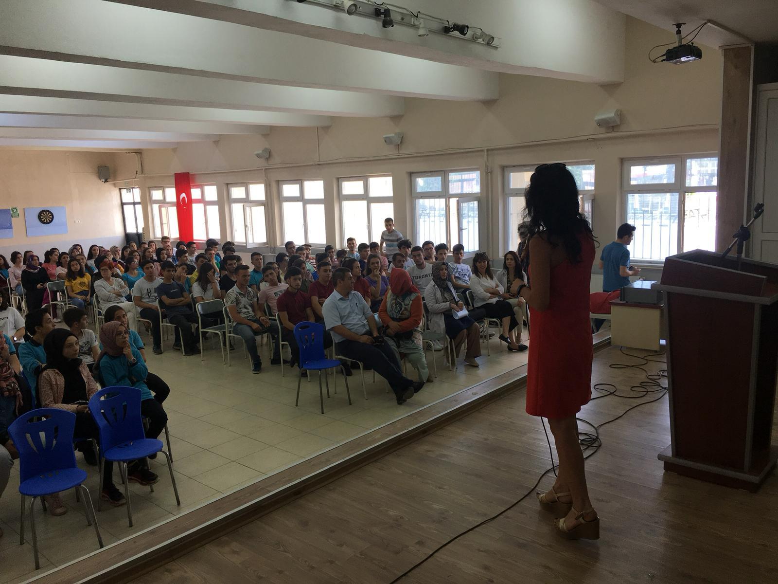Bilimde Duyarl?l?k, Fark?ndal?k ve Yenilik�ilik