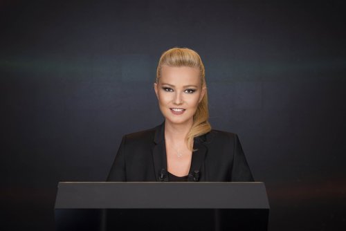 �yelerinin tamam? erkek olan m�zik gruplar?ndan NSYNC'nin eski solisti olan ve solo kariyerinde Cry Me a River Rock Your Body adl? ?ark?lar? seslendiren ?ark?c? kimdir