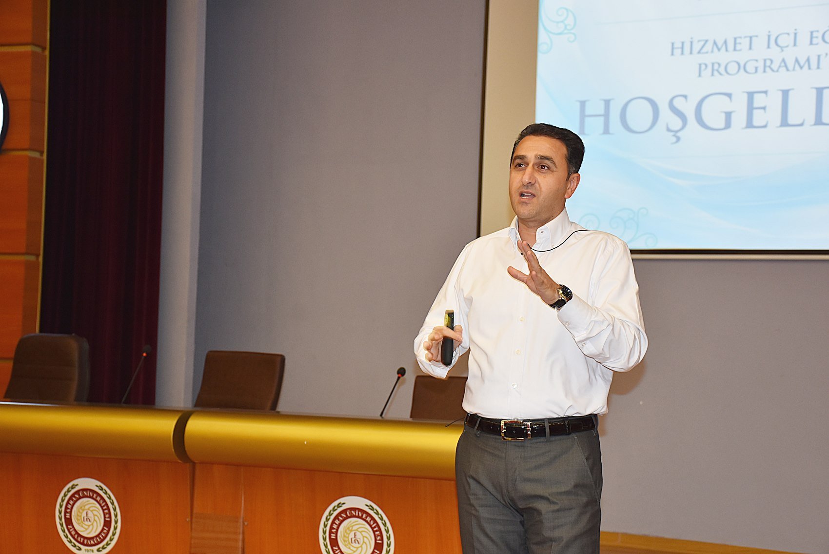 Hizmet ?�i E?itim Seminerleri Devam Ediyor