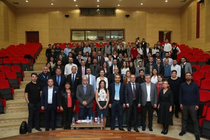 Akdeniz Üniversitesi’ne ?? Fikirleri Yar??mas?nda Birincilik Ödülü