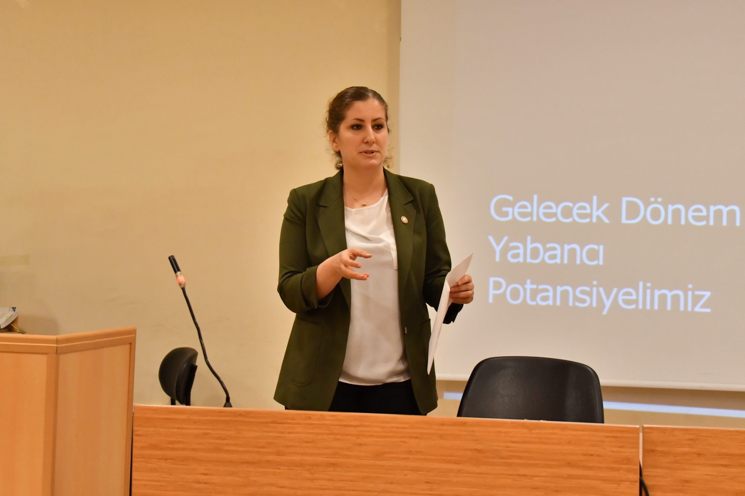 G��men ve S???nmac?lara Sunulan Sosyal Hizmetler Konu?uldu