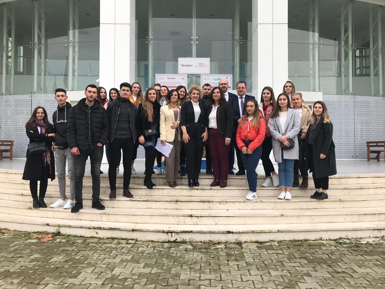 Kosova Fehmi Agani �niversitesi �?rencileri Manisa Teknokent�te