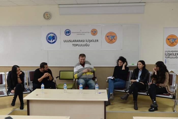 Daha G�venli Bir D�nya ?�in S?n?rlar?n �nemi Konu?uldu