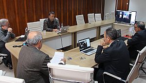 Senato Toplant?s? Telekonferans'la Yap?ld?