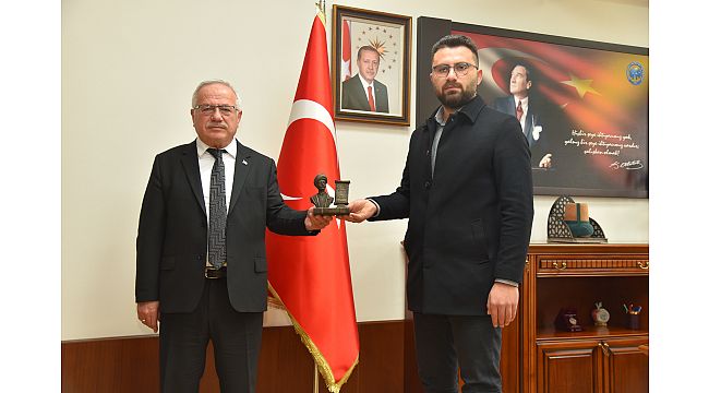 ?maret Medya Grup Temsilcilerinden Rekt�r Nam?k Ak�a Ziyaret
